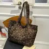 Bolsa de Exportación Transfronteriza Retro Bolso de Mano Bolso Tote para Mujer Bolso de Hombro Nuevo Bolso Otoño e Invierno 2025 Bolso Cruzado