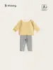 Roupa de Primavera para Bebê Bangxuan Nova Roupa Infantil Gola Boneca Manga Longa Leggings com Borda de Babados Conjunto de Duas Peças para Meninas