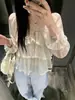Foto real da nova coleção de outono de 2026: blusa de chiffon com babados em camadas para mulheres, com um design único e mangas compridas