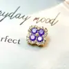Pendientes de Aleación de Titanio F-136 Color Dorado Trébol de Cuatro Hojas Full Diamond G23 Titanio Rosca Interna Pendientes de Labio de Circonita Joyería para Piercing