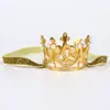 Venta al por mayor de tocados para niños europeos y americanos Corona de perlas para bebé Corona de aleación dorada y plateada Diadema de cumpleaños Corona diadema con cinturón elástico