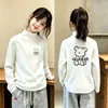 Nueva Capa Interior Otoño/Invierno para Niños Medianos y Grandes, Felpa Térmica, Estilo Coreano, Moderno, Dibujos Animados, Elegante, Manga Larga, Camiseta Base Casual para Niñas