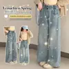 Jeans Rectos para Niñas con Adorno de Pedrería Primavera 2026 Nuevo Estilo Ropa de Año Nuevo para Niños Mayores Pantalones Estrechos de Pierna Ancha para Niños