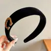 Linda diadema de felpa de dibujos animados para mujer, especialmente diseñada para lavarse la cara y aplicar mascarillas faciales, diadema de corona alta, lista para fotos, crea una atmósfera elegante