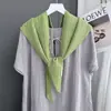 Bufanda Triangular Suave de Lana Tejida para Mujer, Bufanda Cálida y de Moda Ol Elegante con Hombros, Nuevo Producto Otoño e Invierno 2025 Calado