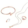 Traje de joyería de pulsera y collar con forma de gota de agua europeo y americano, pendientes, pulsera grande de gota de agua, juego de cuatro piezas