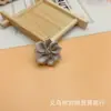 Mancha de 3 cm de nueve esquinas con taladro cinta de poliéster flor pequeña cosida a mano tocado diy accesorios de ropa juguete flor de tela hecha a mano