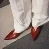 Sapatos Femininos de Salto Anabela com Boca Rasa, Couro Bovino Lavado de Primeira Camada, Novo Modelo de Primavera, Couro Genuíno, Cor Envelhecida, Sapatos Femininos de Salto Médio