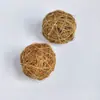 Suprimentos Personalizados para Animais de Estimação Transfronteiriços Hamster Coelho Pássaro Porquinho-da-Índia Mordedor Molar Brinquedo Decorativo Bola de Fibra de Coco