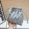 2024 Verão Nova Bolsa de Ombro Casual Bolsa Balde Elegante Bolsa da Moda Estilo Coreano Simples Bolsa Crossbody Bolsa Feminina