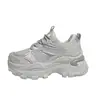 Zapatos de Malla Transpirable Ultra-Trendy Tipo Papá para Mujer 2026 Modelo Nuevo que Aumentan la Altura Ligeros Versátiles Zapatos Deportivos Casuales para Estudiantes