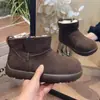 Botas de Neve Birkenstock para Mulheres 2025 Inverno Novo Estilo Forradas com Lã Quentes Antiderrapantes Espessadas Sola Grossa Sapatos de Algodão do Nordeste Bico Redondo Cano Curto