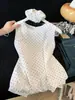 Camiseta sin mangas de lunares estilo coreano para mujer, nuevo diseño de verano 2026, juvenil y versátil, top corto dulce y atrevido