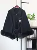 Elegante abrigo tipo capa de punto de lana de doble cara estilo francés, nuevo modelo otoño 2026, elegante chaqueta tipo chal de piel empalmada para mujer