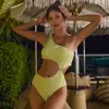 Nuevo traje de baño de una pieza para mujer que cubre el abdomen adelgazante color liso Simple Sexy conservador push up para pecho pequeño traje de baño para aguas termales