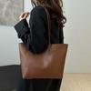 Retro Novo Grande Capacidade Superior Novo Pingente 2024 Commuter Casual Simples Pingente Outono e Inverno Ombro Tote Bolsa Feminina