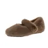 Sapatos felpudos de sola reta da moda para mulheres, novo modelo outono e inverno 2026, estilo Mary Jane com uma única tira, sapatos de algodão pelúcia, sapatos quentes de sola única para uso externo