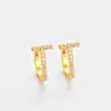 Pendientes Transfronterizos Nuevos con Microincrustaciones de Letra 't', Pinzas para Orejas Versátiles de Lujo Ligero con Temperamento para Mujer, Pendientes de Moda Únicos y Exquisitos