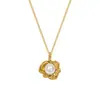 Marca Joyería Europea y Americana Ins gargantilla Flor de Loto Perla de Imitación Collar Acero Titanio Chapado Oro de 18K Cadena Clavícula