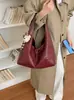 Bolso tote de moda transfronterizo para el día a día, bolso de hombro de diseño simple y de nicho, bolso de hombro de gran capacidad