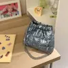 Este año, los bolsos de cadena pequeños transfronterizos son increíblemente populares entre las mujeres.. Aquí está la nueva colección 2026: bolso de hombro o de axila casual, versátil, moderno y esencial