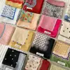 Bufanda Pequeña de Seda a Rayas Artísticas de Estilo Japonés para Mujer, Delgada Pastoral Versátil Casual Estilo Urbano Lindo Pañuelo para la Cabeza Accesorio para el Cabello