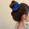 Elástico de Cabelo Azul Scrunchie Inspirado em Séries de TV para Meninas, Estilo Sofisticado, Novo Elástico Grande para Cabelo Primavera/Verão