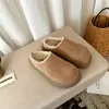 Chinelos Sangpo de Henan Sapatos Meio Abertos Batata Pequena de Solado Grosso 20588