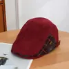 Boina de Painter com Aba Curta em Camurça Xadrez Britânico Boné para Frente para Mulheres Outono/Inverno Textura Retrô Boné Newsboy Casual