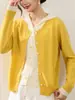 Cárdigan de Punto con Capucha de Dos Piezas Falsas en Color de Contraste para Mujer 2026 Otoño e Invierno Nuevo Estilo Base 100% Lana Chaqueta Suéter Cálida