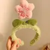 Faixa de Cabelo Fofa para Lavar o Rosto para Mulheres 2024 Nova Headwear de Desenho Animado Faixa de Cabelo Faixa de Cabelo Grampo de Cabelo de Pelúcia Presente Venda por Atacado
