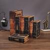 Adornos decorativos de libros retro de estilo europeo, libro falso de cuero, caja para teléfono móvil, accesorio para fotografía, modelo de libro