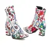 Elegantes botines bordados Otoño e invierno británico Botas de jinete tacón grueso botas de tacón alto 40-43 talla grande botas de comercio exterior