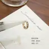 Brincos de Cobre Ecológicos Versáteis Exquisitos Ear Cuffs de Zircônia Luxo Leve Argolas Redondas de Zircônia Dourado Café Claro Brincos para Dormir Sem Remover