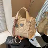 Bolsos Pequeños de Moda para Mujer, Populares Este Año, Versátiles para el Verano, Nuevos Bolsos Cruzados Casuales 2025, Bolsos de Cubo de Mano