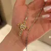 Collar de Joyería Fresco, de Moda y Elegante con un Ambiente Fresco y con Estilo, Cadena Versátil para la Clavícula con Colgante de Cruz con Borla