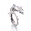 Anillo para Hombre de Acero Inoxidable Creativo de Fábrica de Origen, Animal Pequeño, Acero Titanio, Moderno, Anillo de Delfín con Ojos Azules para Amigos