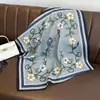 Lenço Quadrado de Seda Falsa com Estampa Paisley Vintage 70cm Lenço de Cetim com Estampa de Zebra Estampa de Castelo Acessório para Terno Camisa Lenço de Pescoço