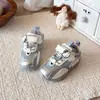 Tenis de Dibujos Animados para Niñas Gato KT, Nueva Colección Otoño, Suela Suave, Antideslizantes, con Cierre de Velcro y Parte Superior de Piel, Zapatos Casuales para Niños