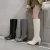 Botas de montar de cuero de vaca de dos capas para mujer, estilo nuevo de otoño e invierno, punta cuadrada, tacón de aguja, botas largas rectas hasta la rodilla