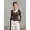 Camiseta feminina de manga longa com amarração estilo Maillard, decote em U vazado, para outono, peça íntima estilosa e que valoriza a silhueta