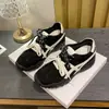 Sapatos Morais de Treinamento com Plataforma para Aumento de Altura para Mulheres, Sapatos de Corte A com Formato de Meia-Lua e Solas em Meia-Lua, Novos Sapatos Casuais Outono e Inverno Estilo Forrest Gump para Mulheres