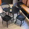 Juego pequeño de mesa y sillas redondas de acero al carbono simple para ocio en balcón, mesa de discusión, área de descanso, mesa de comedor para cafetería de té con leche al aire libre