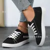 Tênis de Lona de Tamanho Grande para Travessia de Fronteira, Estilo Coreano Casual de Cano Baixo, Tênis com Cadarço para Casal, Antiderrapante, Resistente ao Desgaste, Casual e Versátil