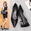 Zapatos Planos Cómodos de Suela Blanda para Mujer, Temporada Primavera y Otoño 2025, Piel Suave Puntiagudos Oficina Negros Profesionales para el Trabajo