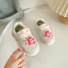 Zapatos de lona para niñas, zapatos de malla transpirables de verano para niños, zapatillas de princesa, zapatillas de estilo escolar para jardín de infantes