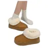 2026 Nuevas Botas de Nieve Otoño Invierno Moda Femenina Versátiles Suela Gruesa Aterciopelado Engrosado Calidez Celebridad de Internet Ropa Exterior Pantuflas de Algodón