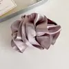 Presilha Banana Plissada em Cetim Estilo Francês para Mulheres, Presilha Torção de Cabelo para a Nuca, Novo Modelo 2026, Elegante Acessório de Cabelo Vertical