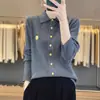 Cardigan de tricô de lã leve com gola polo bordada, lavável, para uso transfronteiriço, com mangas compridas, para mulheres, corte justo com gola de lapela