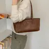 Moda Feminina para o Dia a Dia Outono Inverno Bolsa de Axila Novo Estilo Diário Retrô Bolsa de Mão Bolsa de Ombro 2026 Sensação Minimalista Luxo Leve